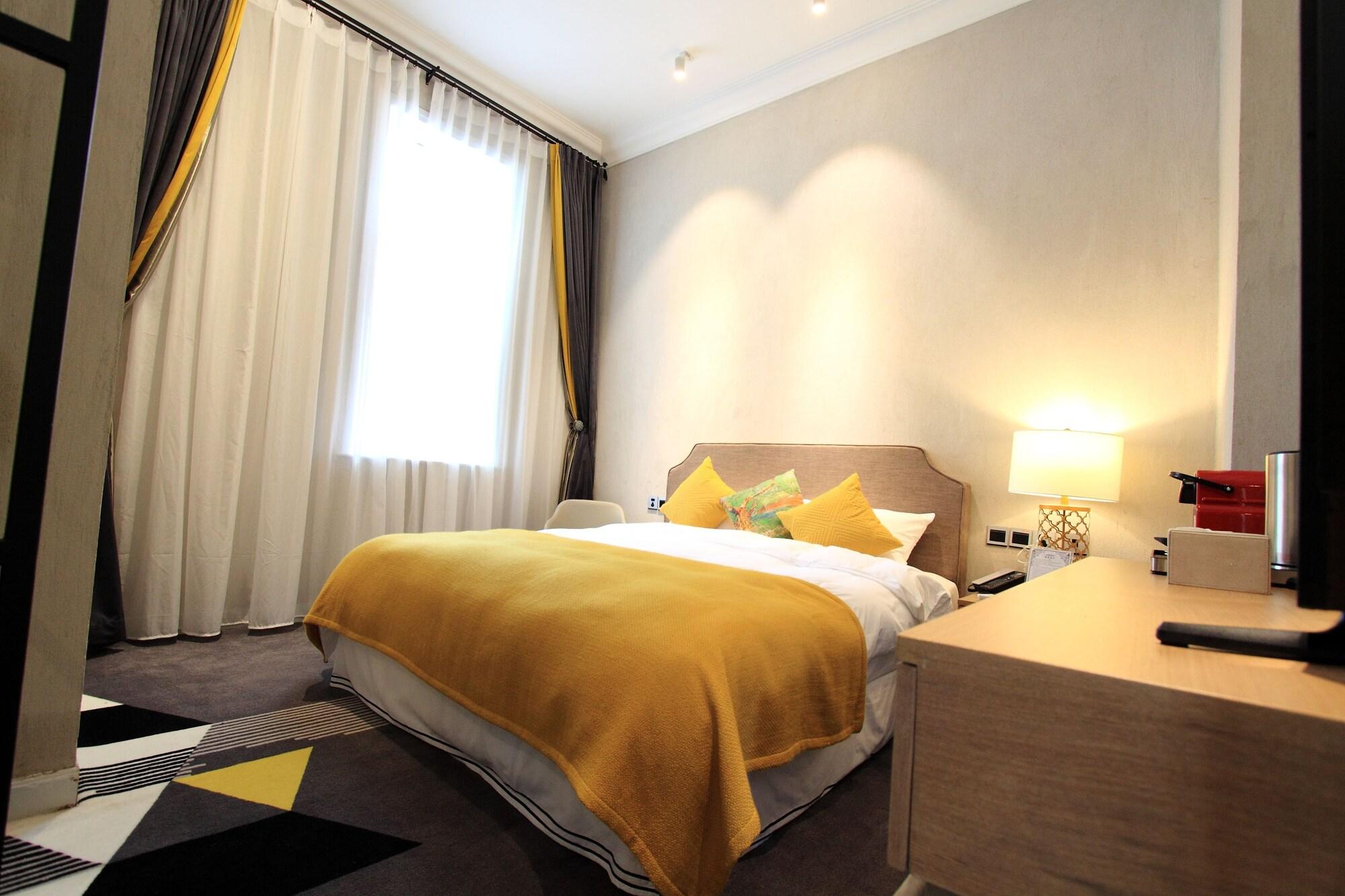 No.5 Hengshan Road Cultural Hotel Циндао Экстерьер фото